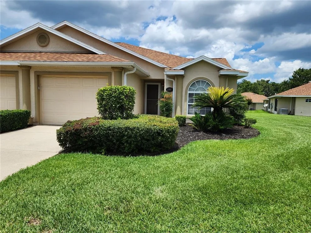 Unit for sale at 2301 SE 19TH CIRCLE, OCALA, FL 34471