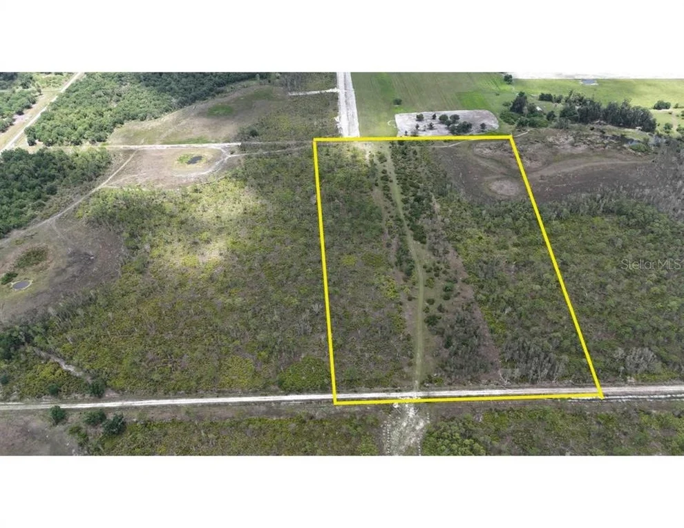 Unit for sale at 21061 GRANVILLE ROAD, NORTH FORT MYERS, FL 33917