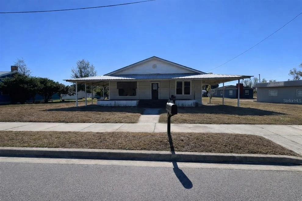 Unit for sale at 611 W BROADWAY STREET, FORT MEADE, FL 33841