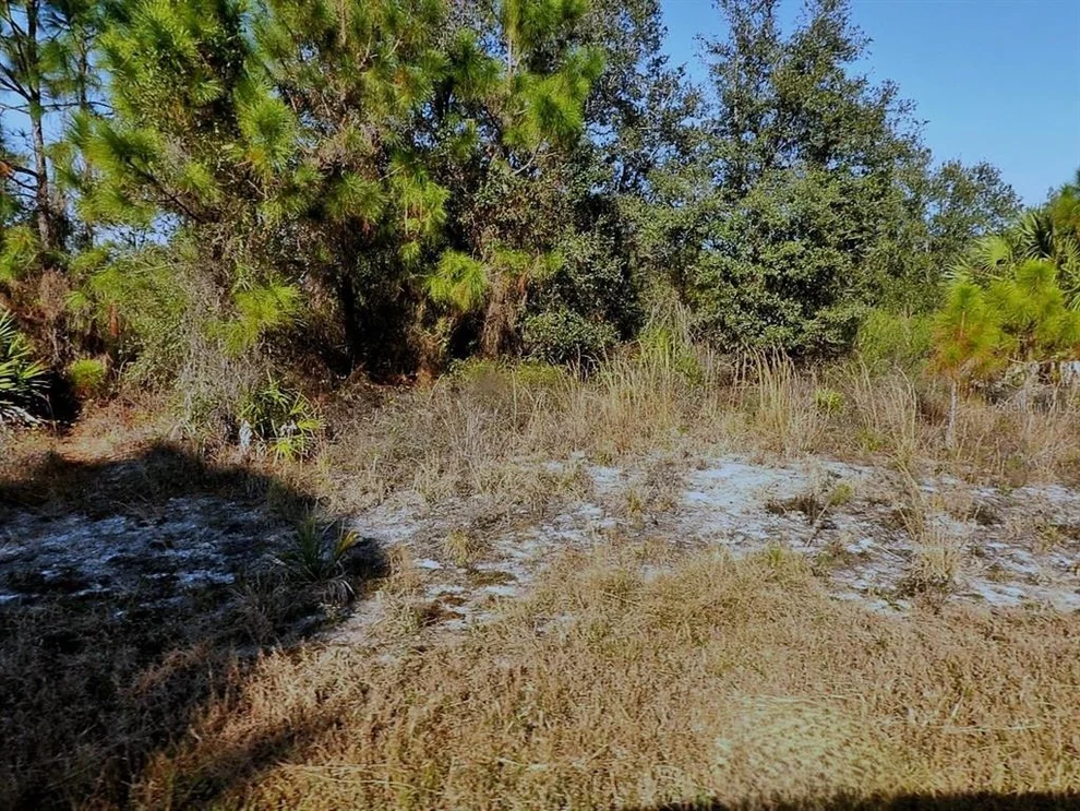Unit for sale at WINTERVILLE CIRCLE, NORTH PORT, FL 34288