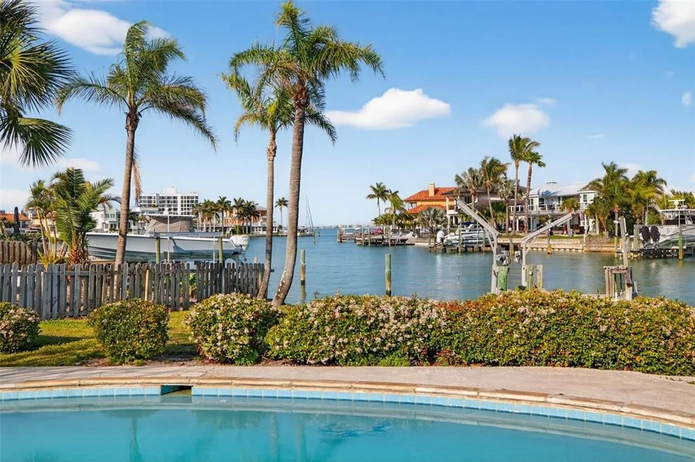 Unit for sale at 3103 WEDGEWOOD DRIVE, BELLEAIR BEACH, FL 33786