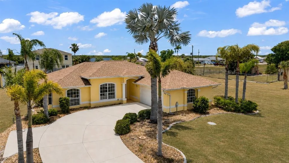 Unit for sale at 18075 PETOSKEY CIRCLE, PORT CHARLOTTE, FL 33948