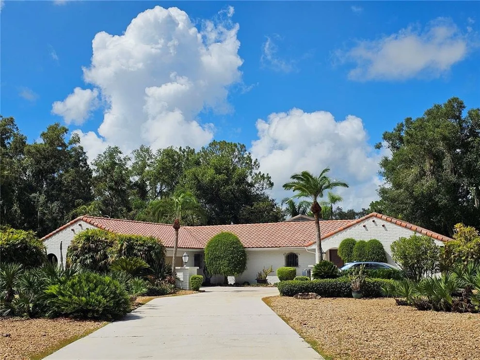 Unit for sale at 200 ISLAND WAY, WINTER HAVEN, FL 33884