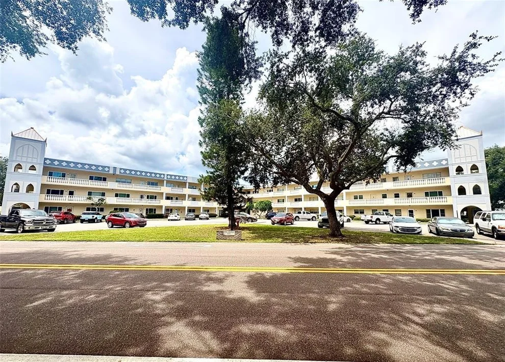 Unit for sale at 2222 AMERICUS BOULEVARD N, CLEARWATER, FL 33763