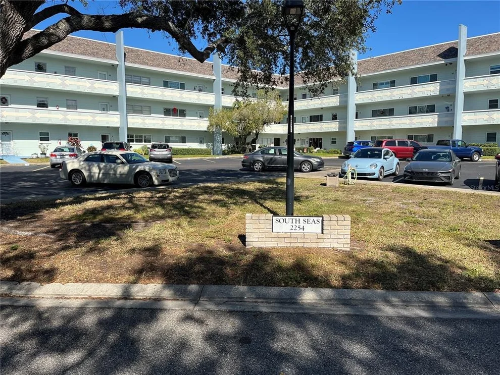 Unit for sale at 2254 NORWEGIAN DRIVE, CLEARWATER, FL 33763