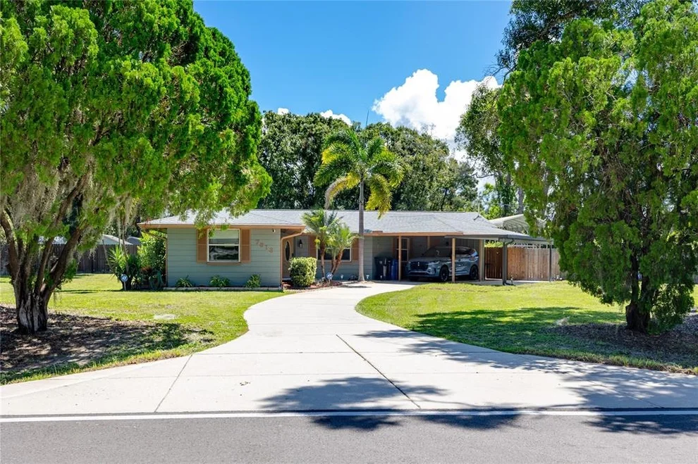 Unit for sale at 7913 BEASLEY ROAD, TAMPA, FL 33615