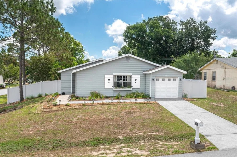 Unit for sale at 7503 WILLOW WISP DRIVE W, LAKELAND, FL 33810