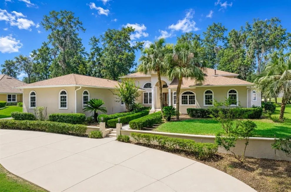 Unit for sale at 6943 SE 12TH CIRCLE, OCALA, FL 34480