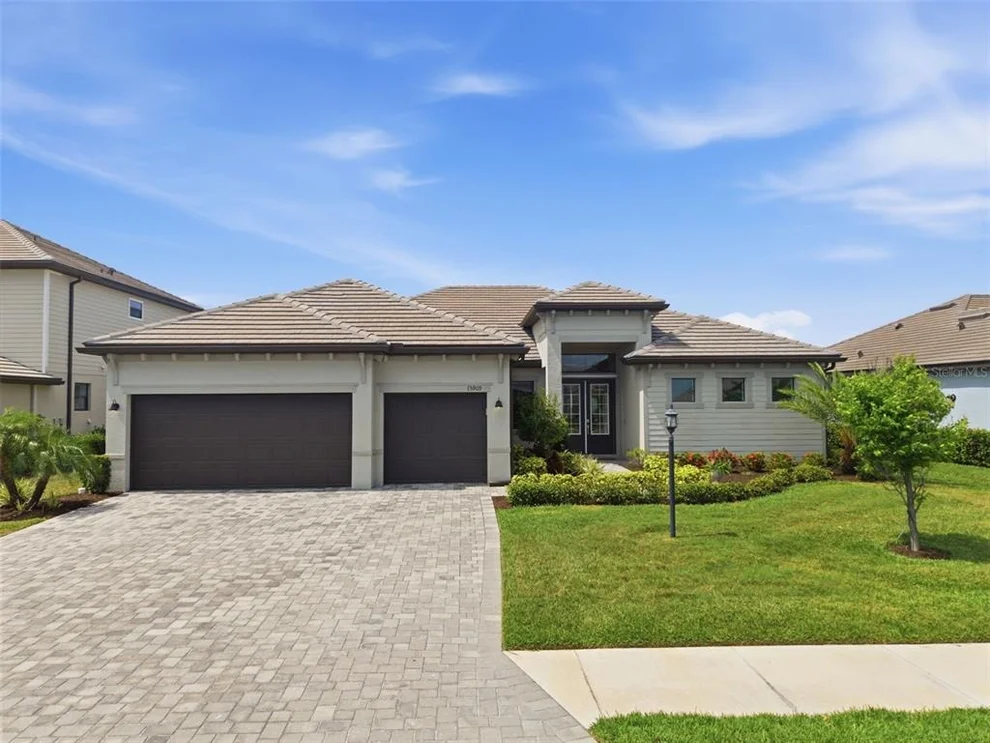 Unit for sale at 15909 TRADEWIND TERRACE, LAKEWOOD RANCH, FL 34211