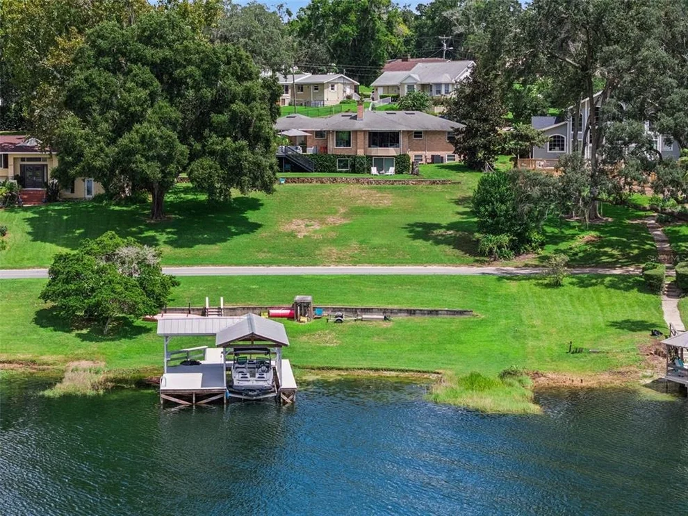 Unit for sale at 2422 TOPPING PLACE, EUSTIS, FL 32726
