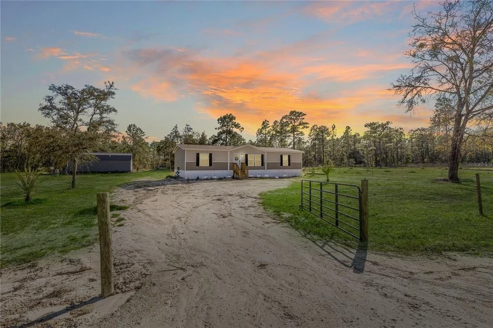 Unit for sale at 14440 SE 21ST PLACE, MORRISTON, FL 32668