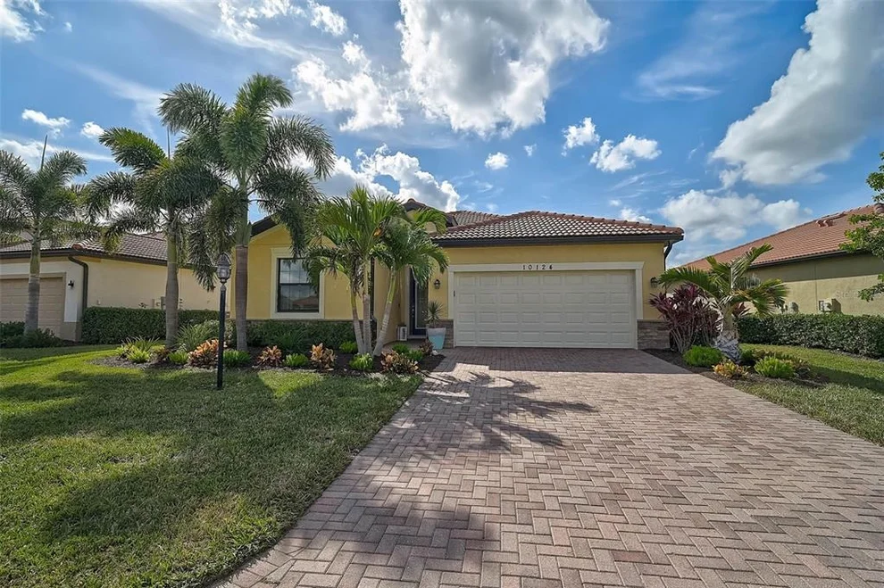 Unit for sale at 10124 MARBELLA DRIVE, BRADENTON, FL 34211