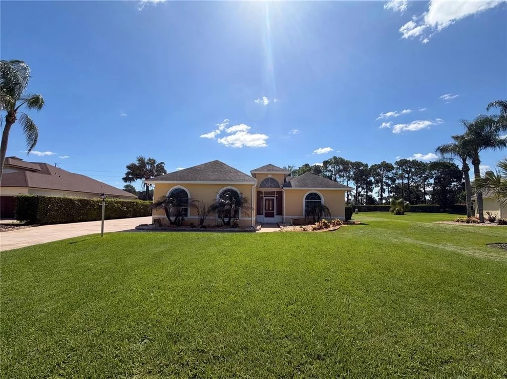 Unit for sale at 3608 CREEKSIDE DRIVE, SEBRING, FL 33875