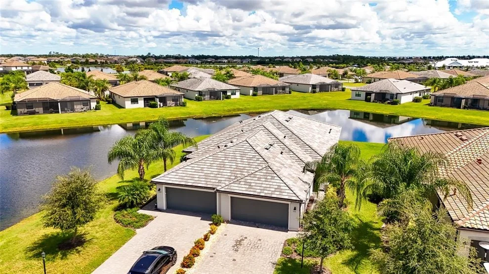 Unit for sale at 5311 WHITE SAND COVE, BRADENTON, FL 34211