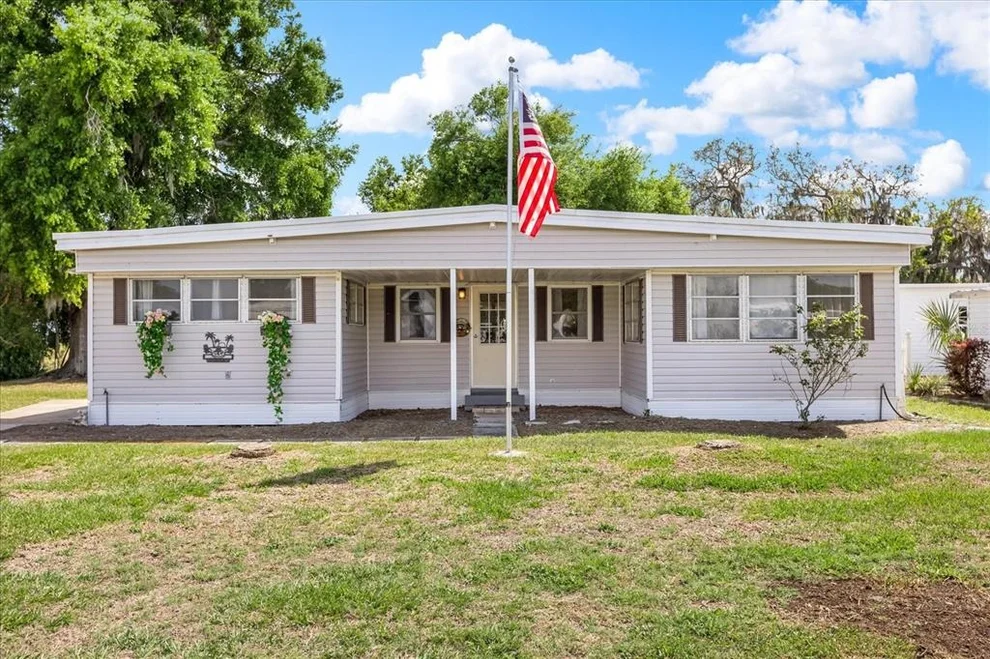 Unit for sale at 11504 HICKORY LANE, TAVARES, FL 32778