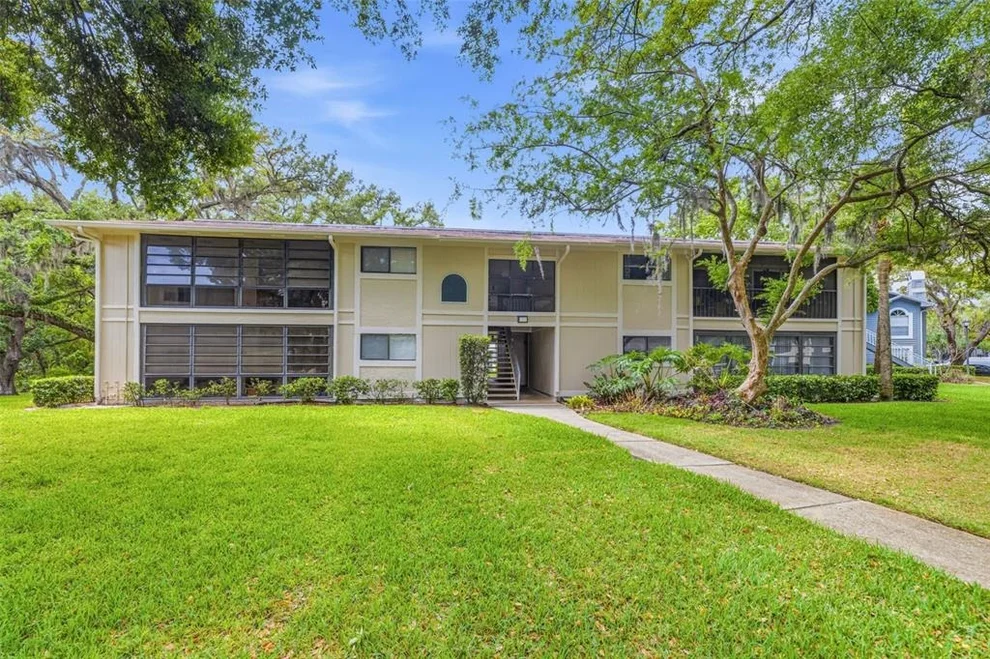 Unit for sale at 6015 LAKETREE LANE, TEMPLE TERRACE, FL 33617