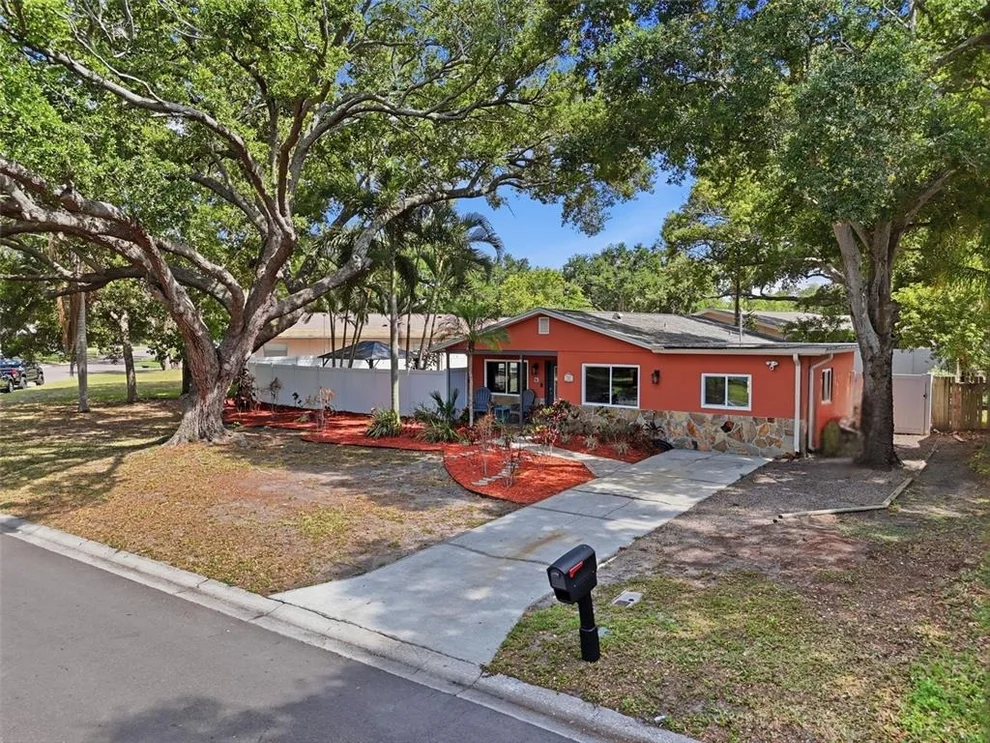 Unit for sale at 961 LEXINGTON DRIVE, DUNEDIN, FL 34698