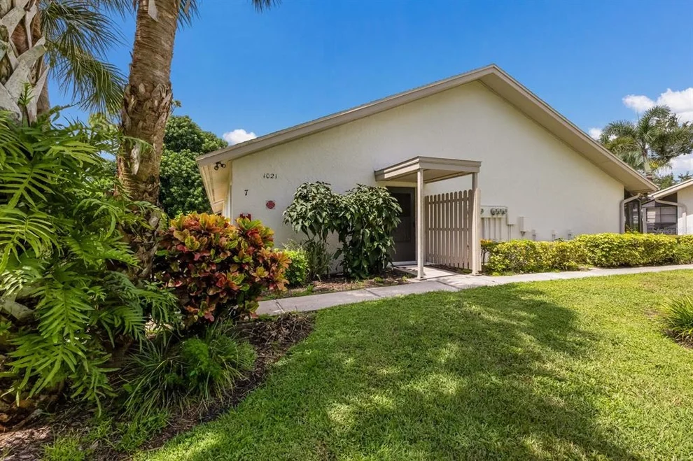 Unit for sale at 1021 CAPRI ISLES BOULEVARD, VENICE, FL 34292