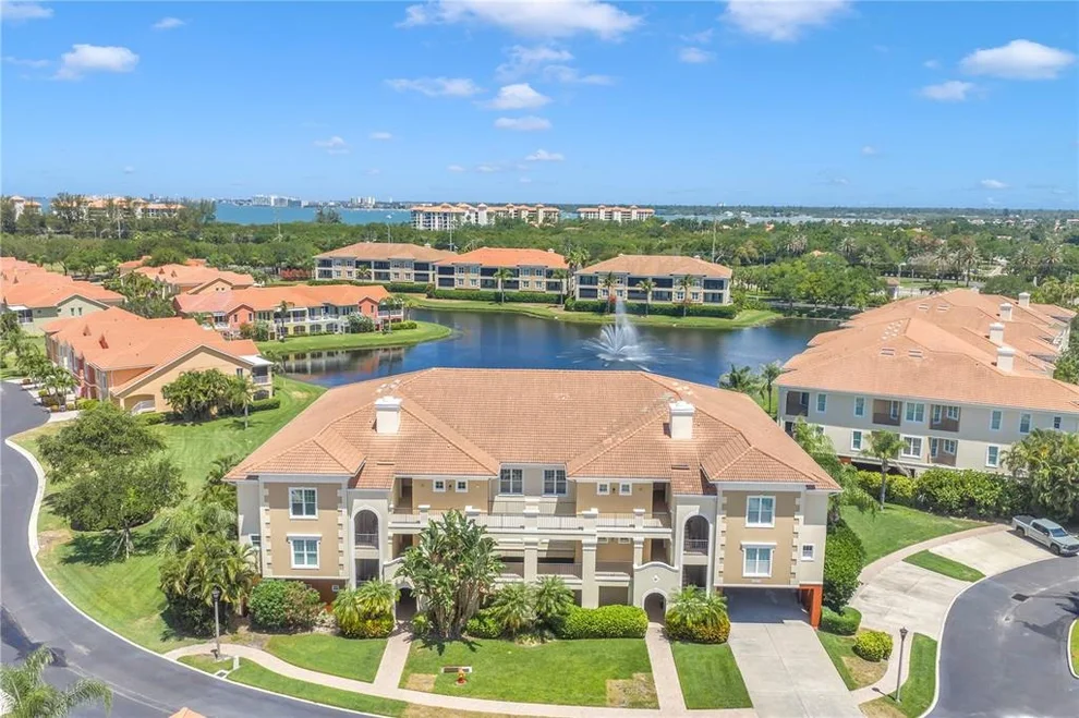 Unit for sale at 10 FRANKLIN COURT S, ST PETERSBURG, FL 33711