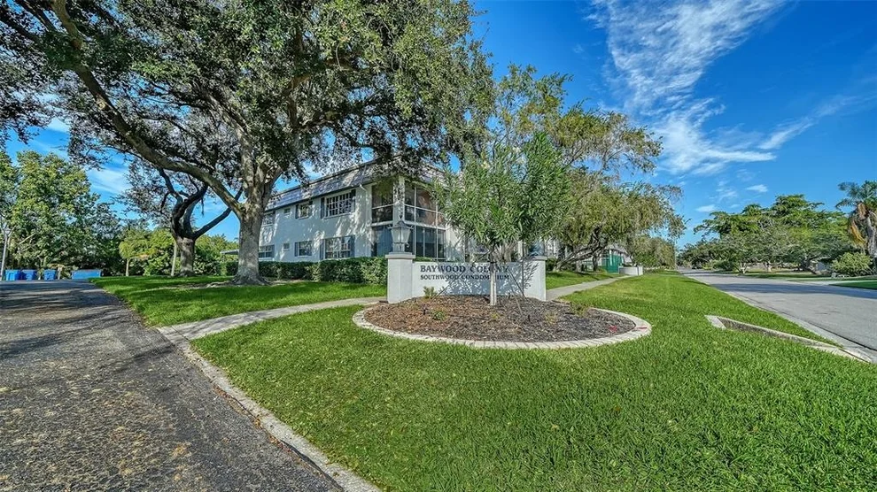 Unit for sale at 1701 SOUTHWOOD STREET, SARASOTA, FL 34231