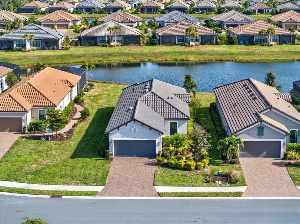 Unit for sale at 3021 VENETO COURT, LAKEWOOD RANCH, FL 34211
