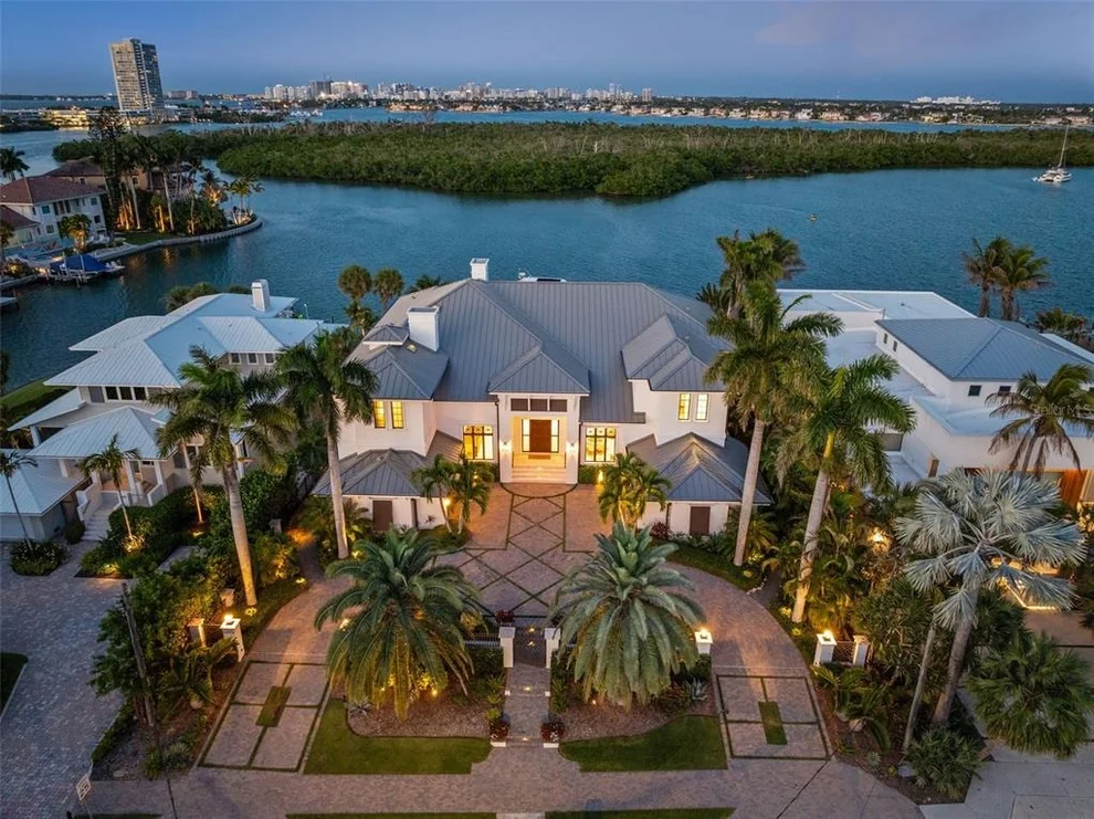 Unit for sale at 361 S BLVD OF THE PRESIDENTS, SARASOTA, FL 34236