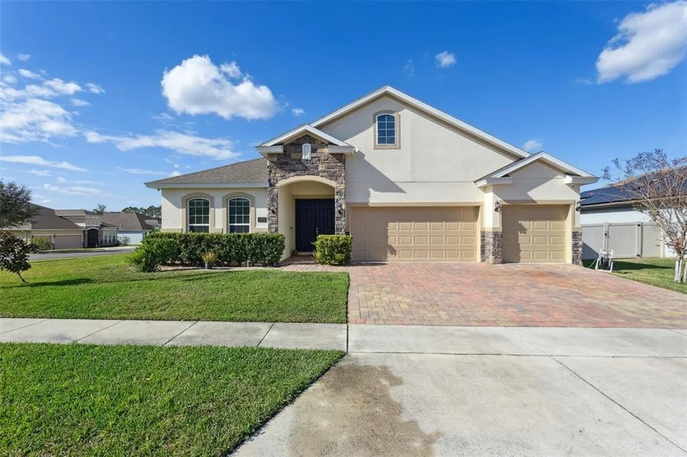 Unit for sale at 523 BELLISSIMO PLACE, HOWEY IN THE HILLS, FL 34737