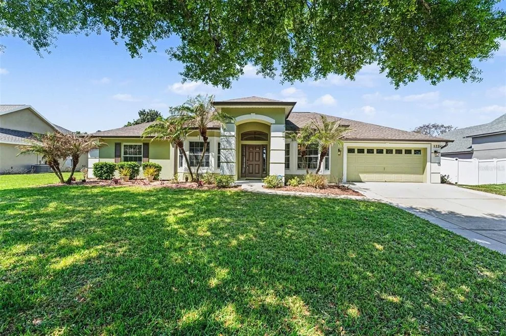Unit for sale at 122 COSTA LOOP, AUBURNDALE, FL 33823