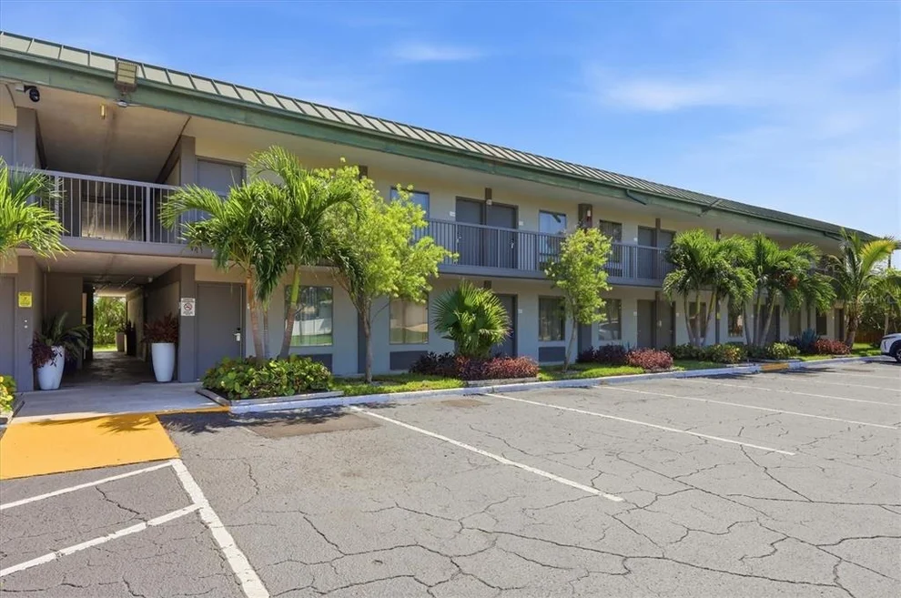 Unit for sale at 7150 N TAMIAMI TRAIL, SARASOTA, FL 34243