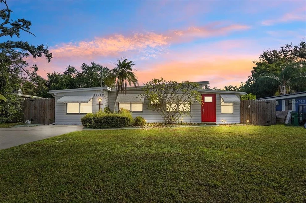 Unit for sale at 10949 105TH STREET, LARGO, FL 33773