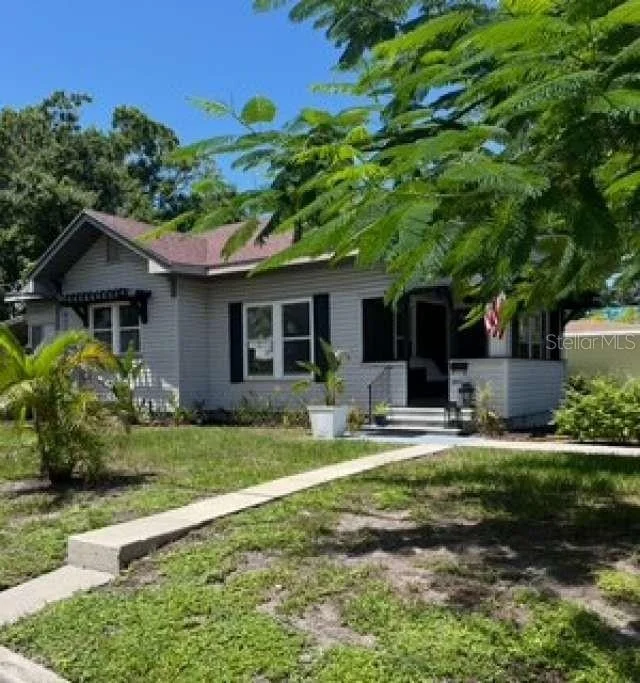 Unit for sale at 2802 4TH AVENUE W, BRADENTON, FL 34205