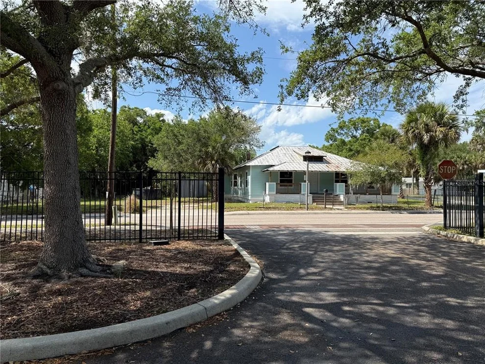 Unit for sale at 585 WASHINGTON STREET, NEW SMYRNA BEACH, FL 32168