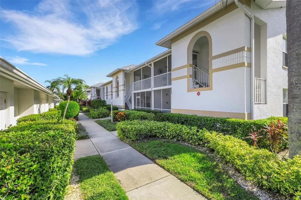 Unit for sale at 6908 DREWRYS BLUFF, BRADENTON, FL 34203