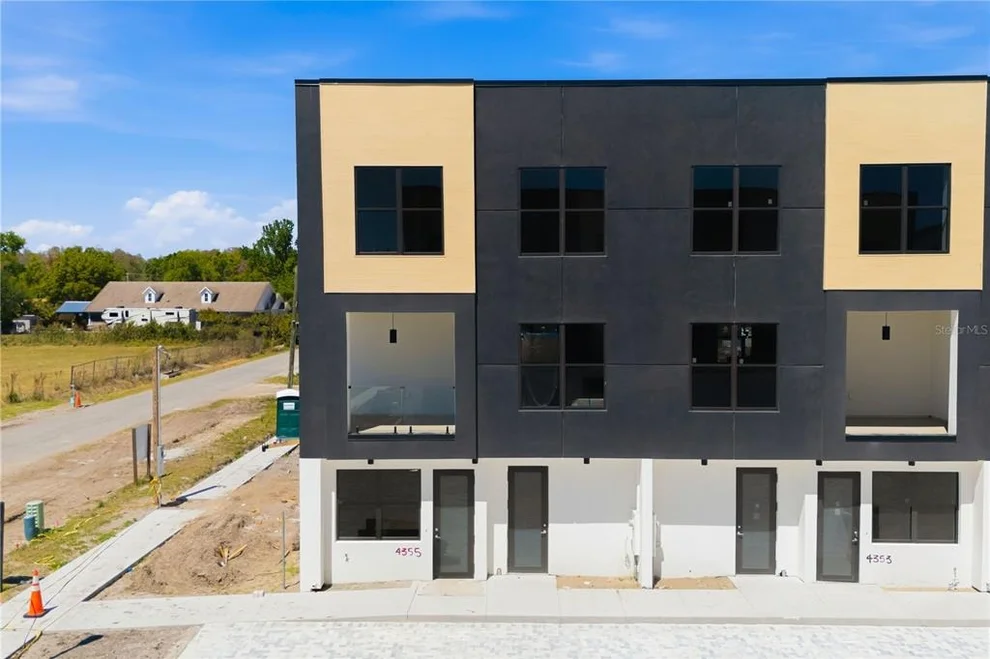 Unit for sale at 4355 FONTANAROSA VILLAGE COURT, TAMPA, FL 33614