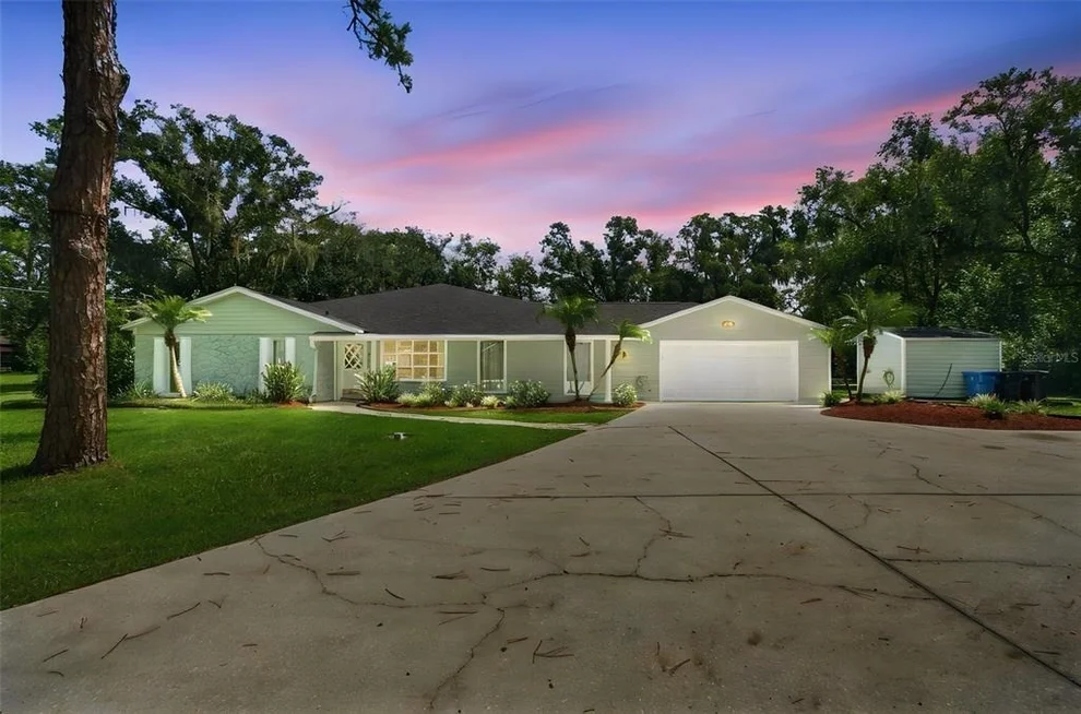 Unit for sale at 19531 DEER LAKE ROAD, LUTZ, FL 33548