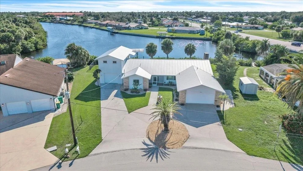 Unit for sale at 795 S ELLICOTT CIRCLE, PORT CHARLOTTE, FL 33952