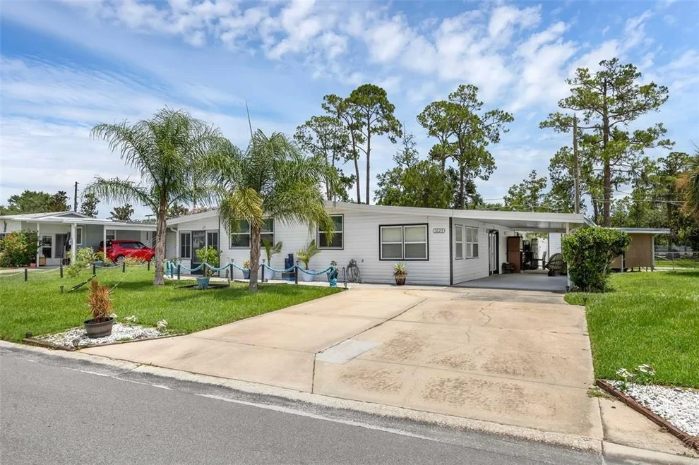 Unit for sale at 1025 CAPELLA DRIVE, TAVARES, FL 32778