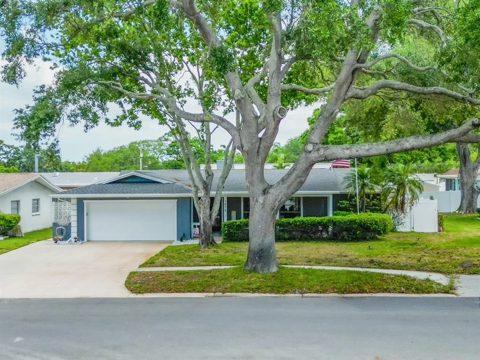 Unit for sale at 1678 ALGONQUIN DRIVE, CLEARWATER, FL 33755