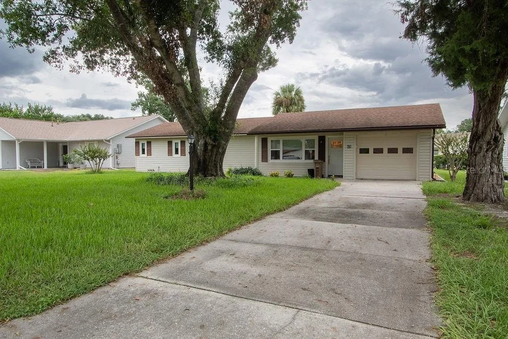 Unit for sale at 62 ABERDEEN CIRCLE, LEESBURG, FL 34788