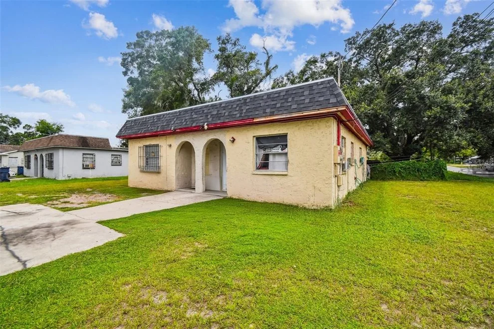 Unit for sale at 9318 N 11TH STREET, TAMPA, FL 33612