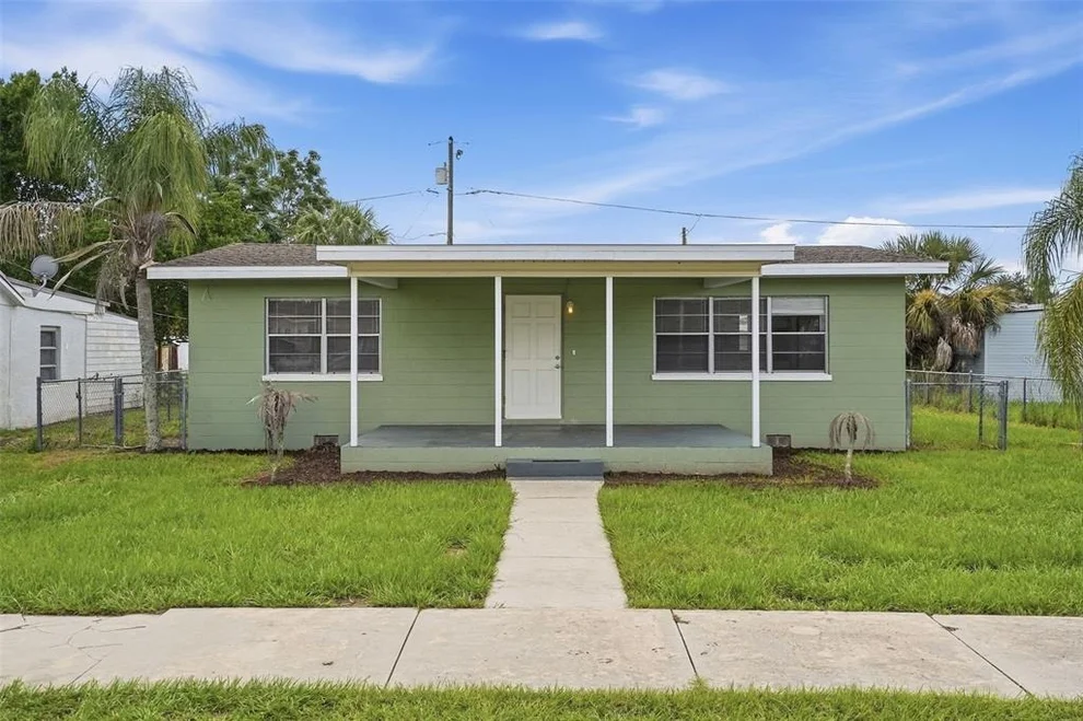 Unit for sale at 210 E MERRILL AVENUE, DUNDEE, FL 33838