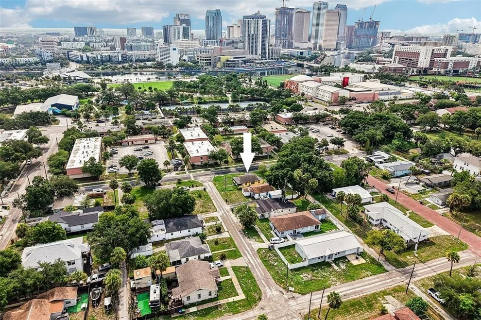Unit for sale at 1002 W NASSAU STREET, TAMPA, FL 33607