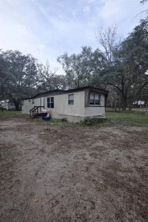 Unit for sale at 205 LITTLE STAR ROAD, HAWTHORNE, FL 32640