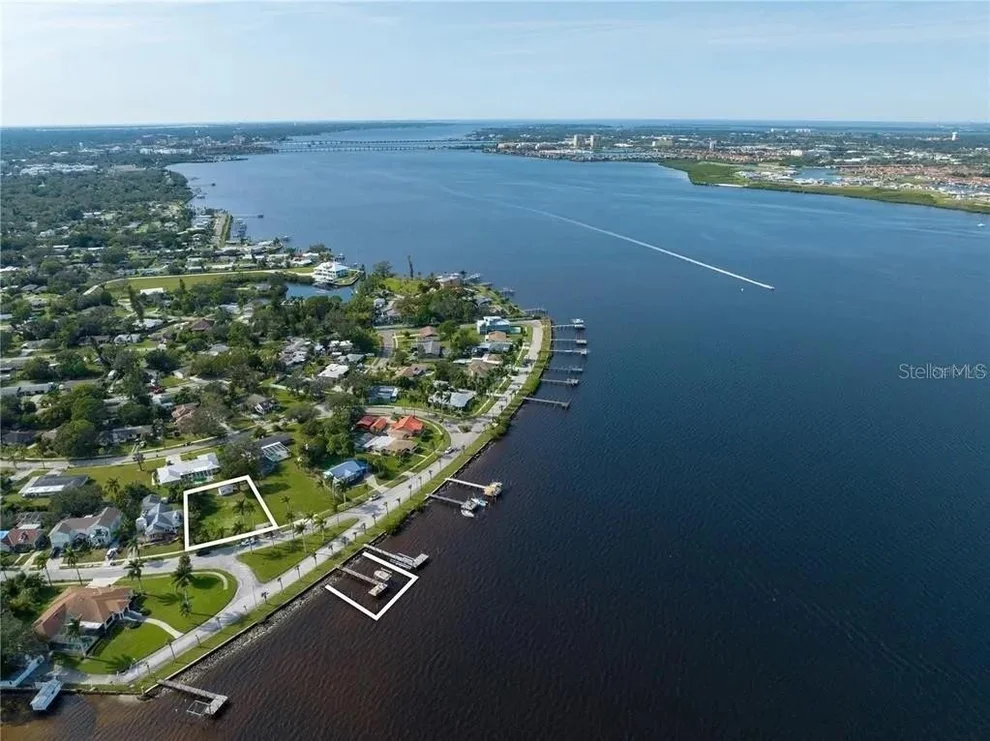 Unit for sale at 2520 RIVERSIDE DRIVE E, BRADENTON, FL 34208