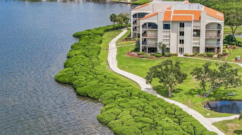 Unit for sale at 1805 MARINER DRIVE, TARPON SPRINGS, FL 34689
