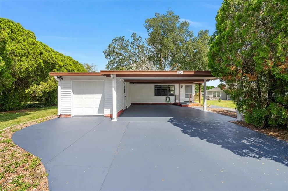 Unit for sale at 1004 ANN AVENUE, LADY LAKE, FL 32159