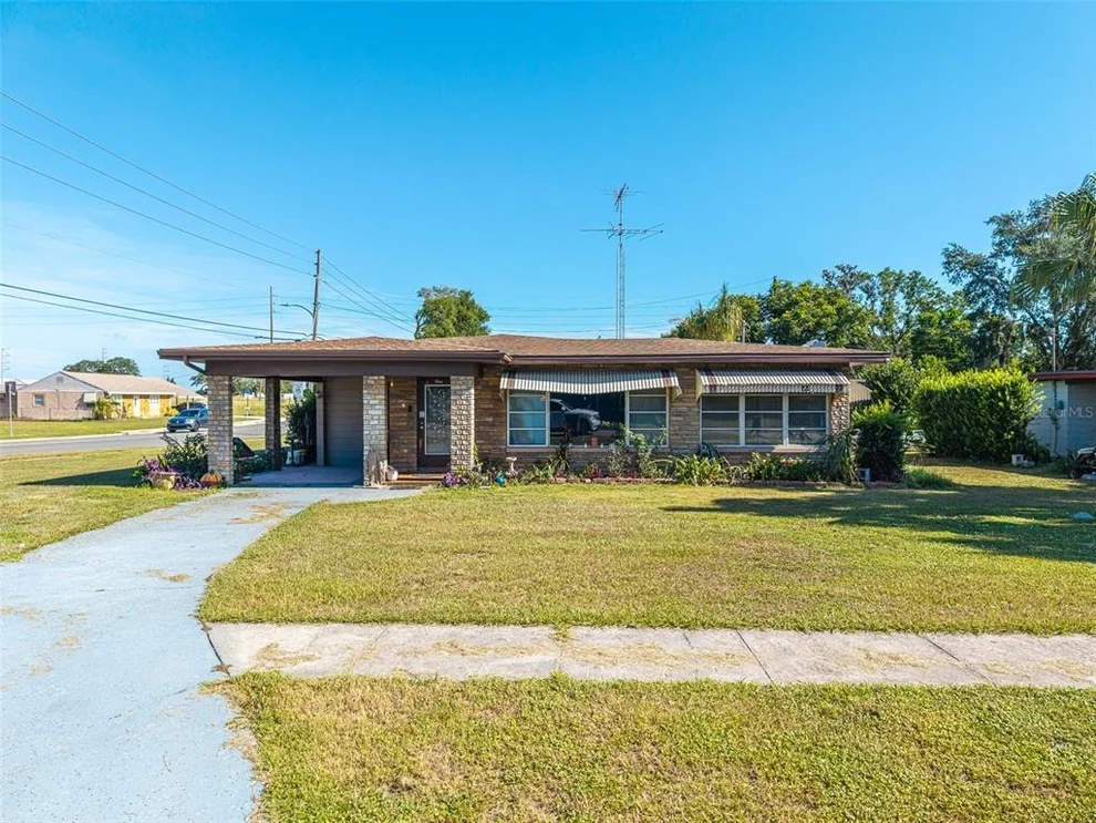 Unit for sale at 1 E WOLF STREET, AVON PARK, FL 33825