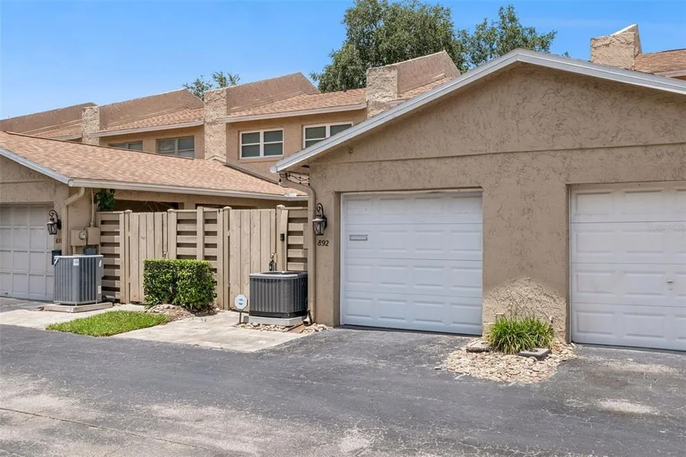 Unit for sale at 892 PARK LAKE CIRCLE, MAITLAND, FL 32751