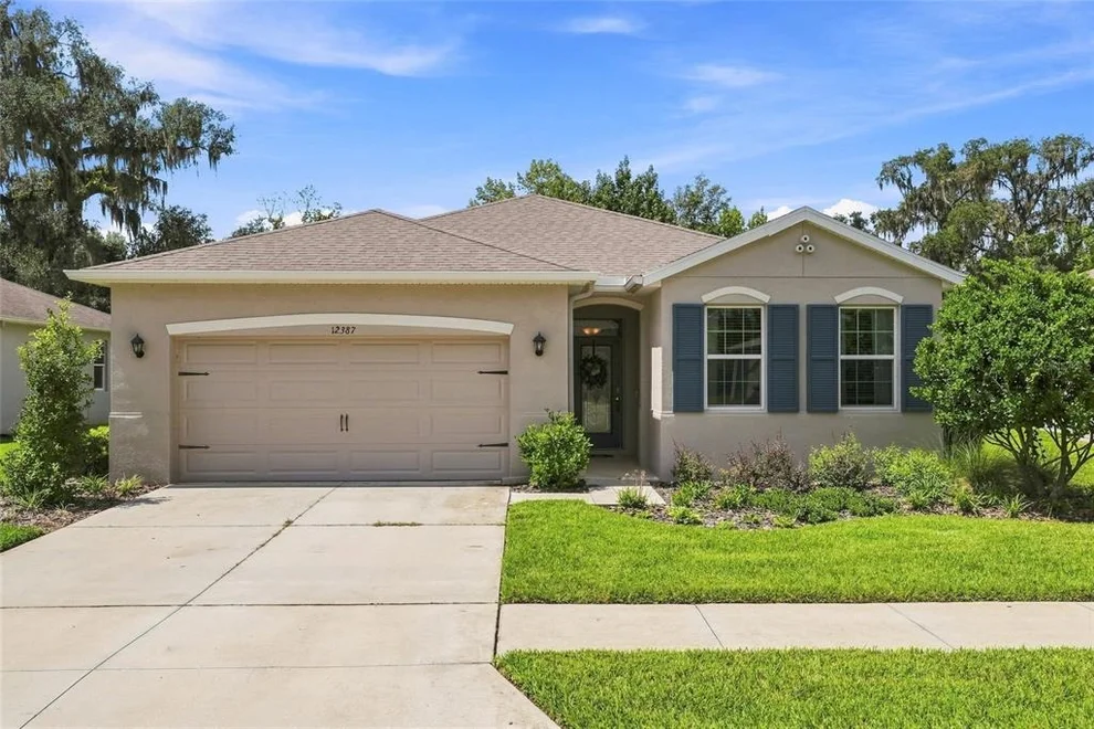 Unit for sale at 12387 EASTPOINTE DRIVE, DADE CITY, FL 33525