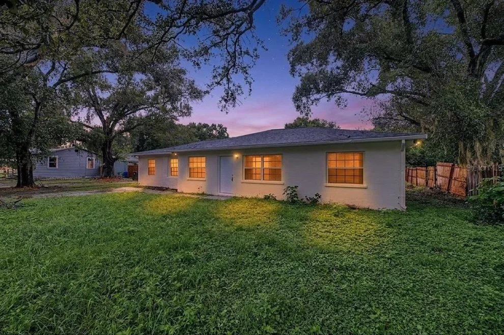 Unit for sale at 810 E 120TH AVENUE, TAMPA, FL 33612